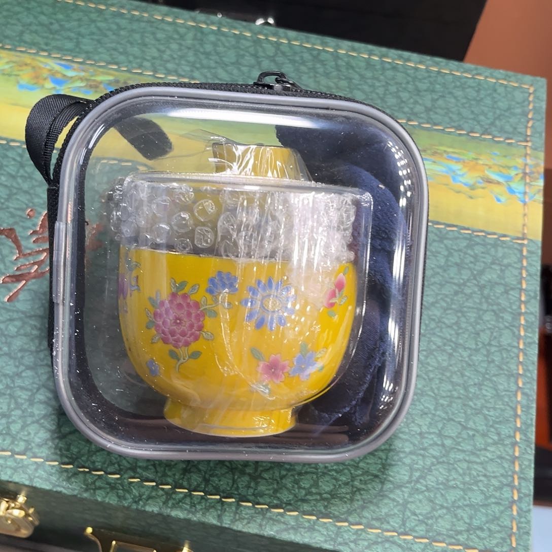 孤品茶具套装等。