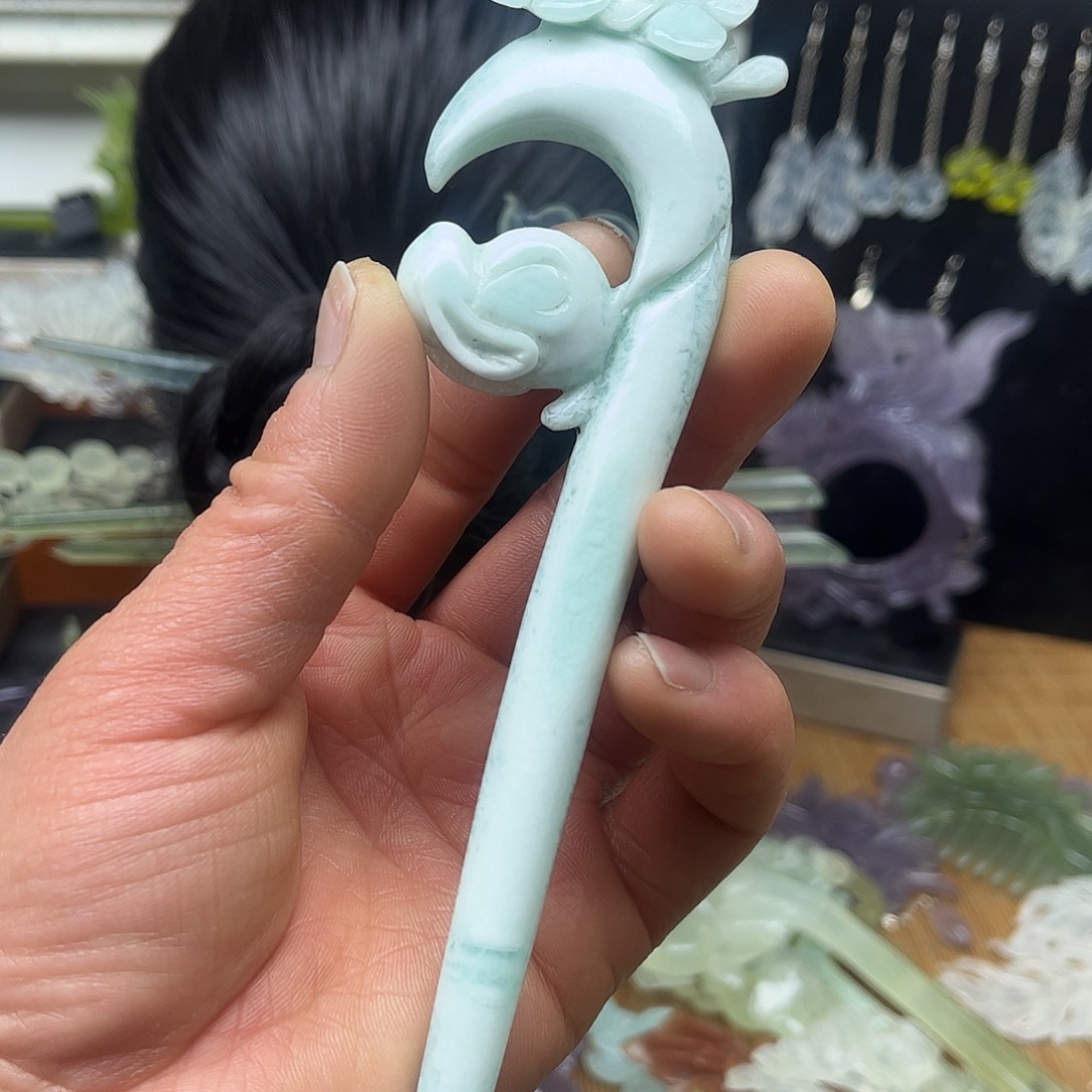 蛇纹石玉未镶嵌发饰