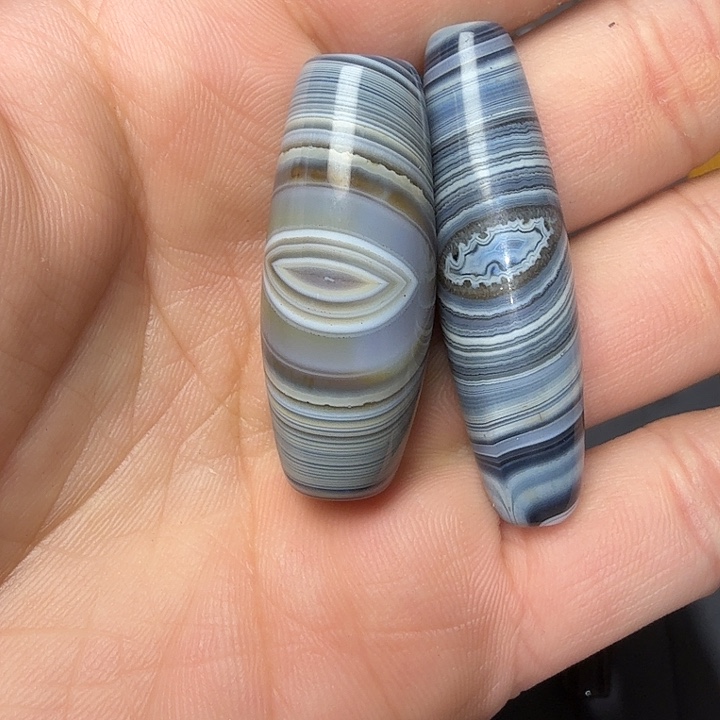 用***4玛瑙/玉髓未镶嵌颈饰