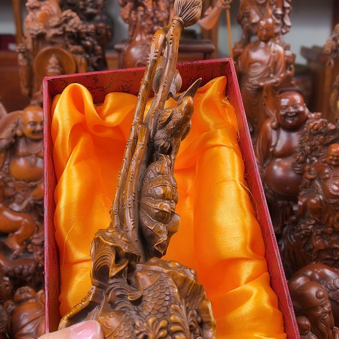 黄杨木黄杨木雕刻高度30厘米