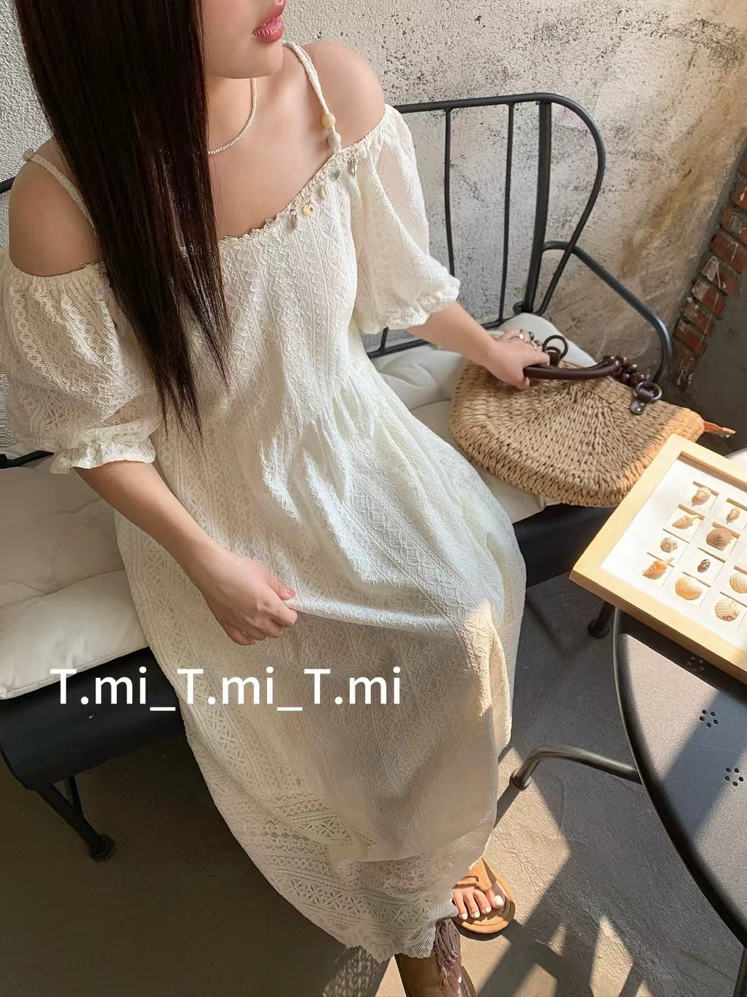 大码度假风露肩连衣裙1051