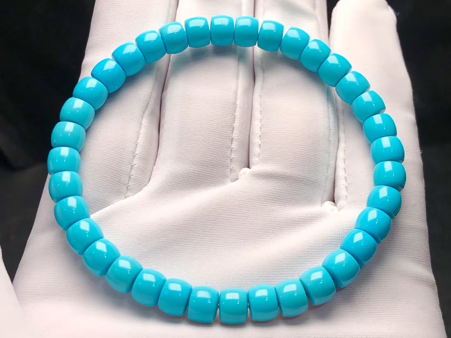 纯天然高瓷高蓝松石直切老型单圈手串 直径6+  一窝料 品相干净