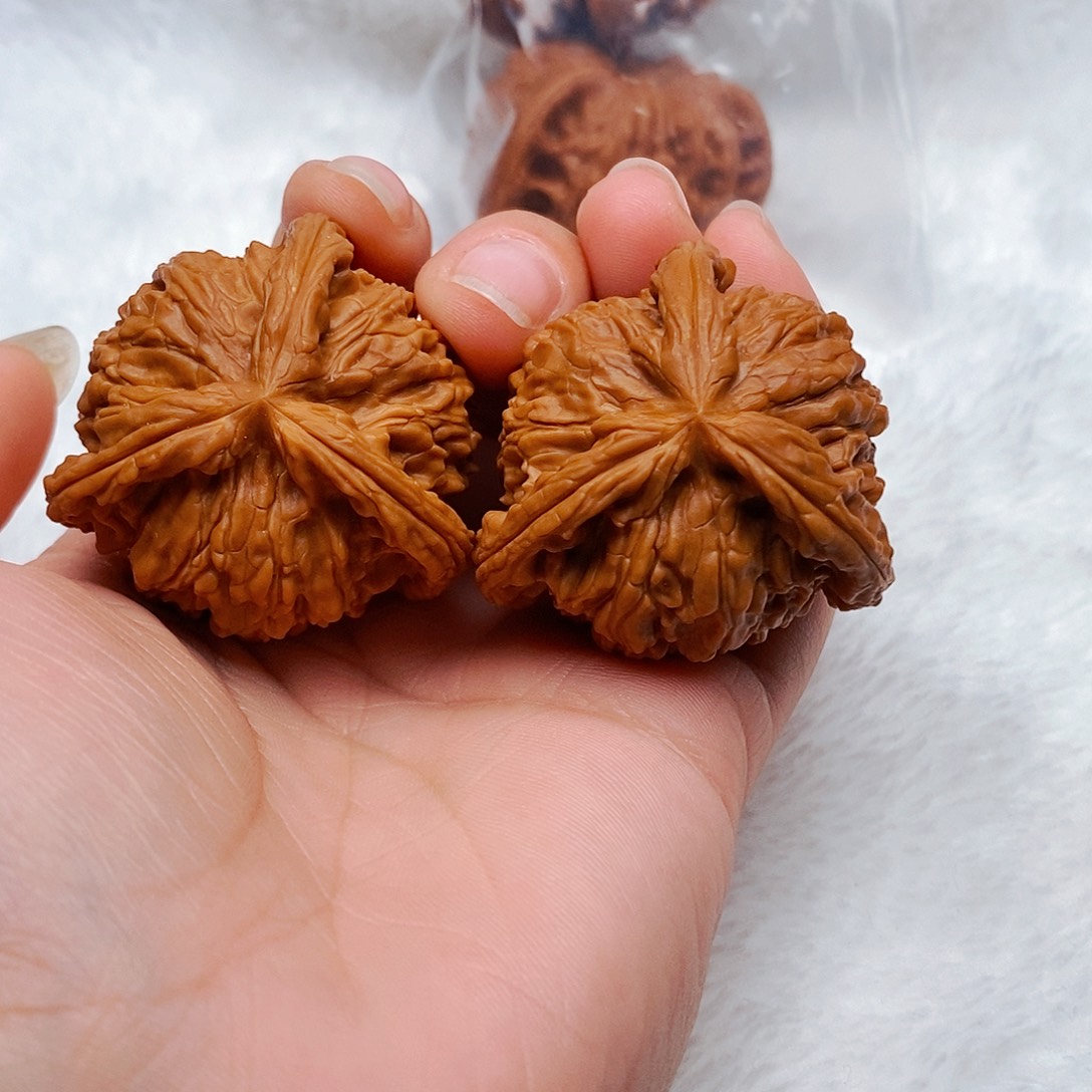 痞***子吊坠文玩核桃三棱