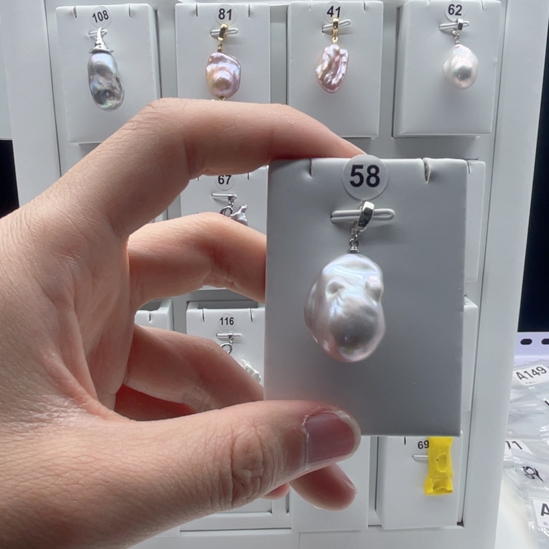 淡水珍珠颈饰合金