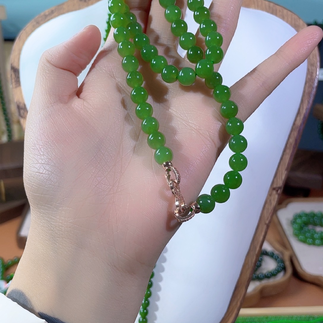 k***1和田玉未镶嵌颈饰8