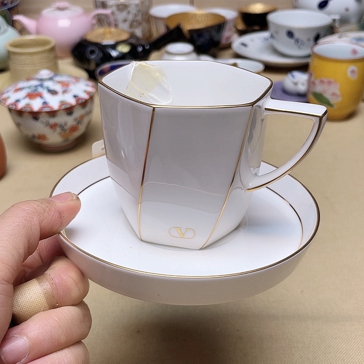 紫砂茶宠盘子都给他了