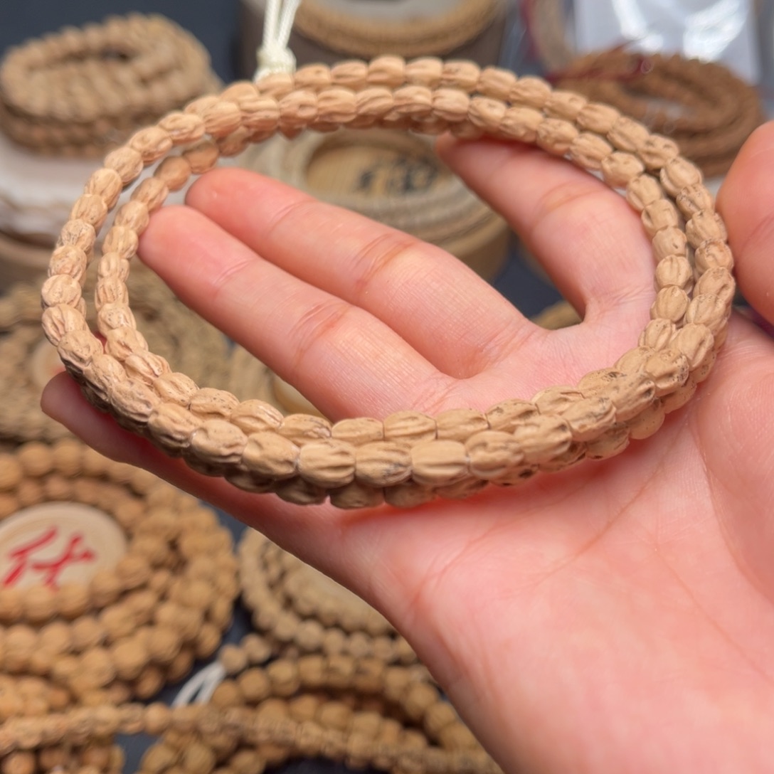 柏香籽/百香籽手串红**闪