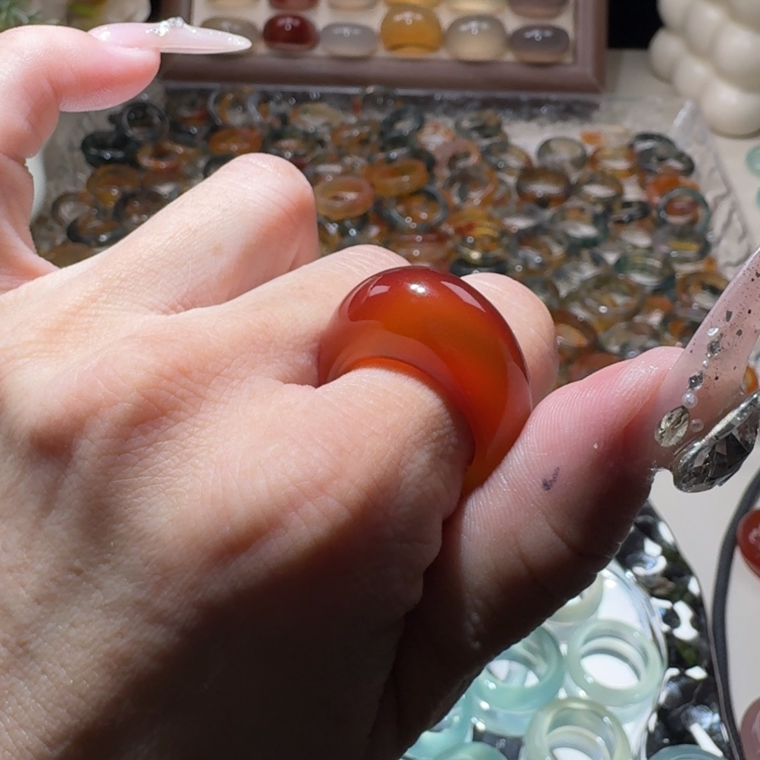 @***岁玛瑙/玉髓未镶嵌戒圈