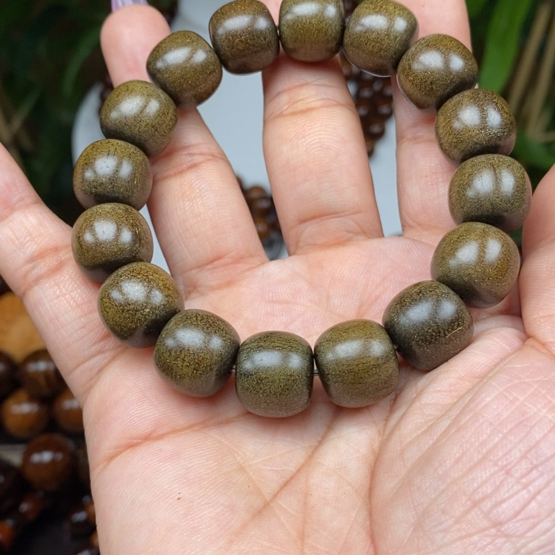 贡木手串/手链一*贡木1314帝王绿雪花龙