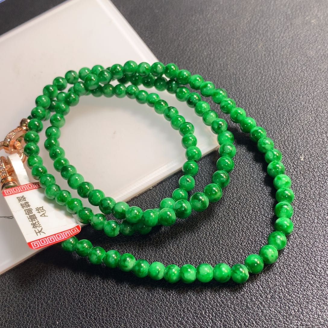 翡翠未镶嵌颈饰项链