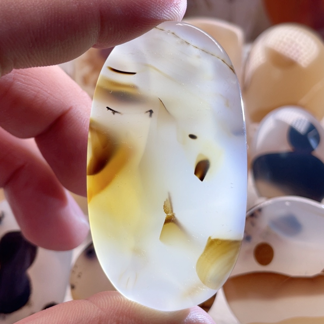 【闪购商品】玛瑙/玉髓颈饰合金