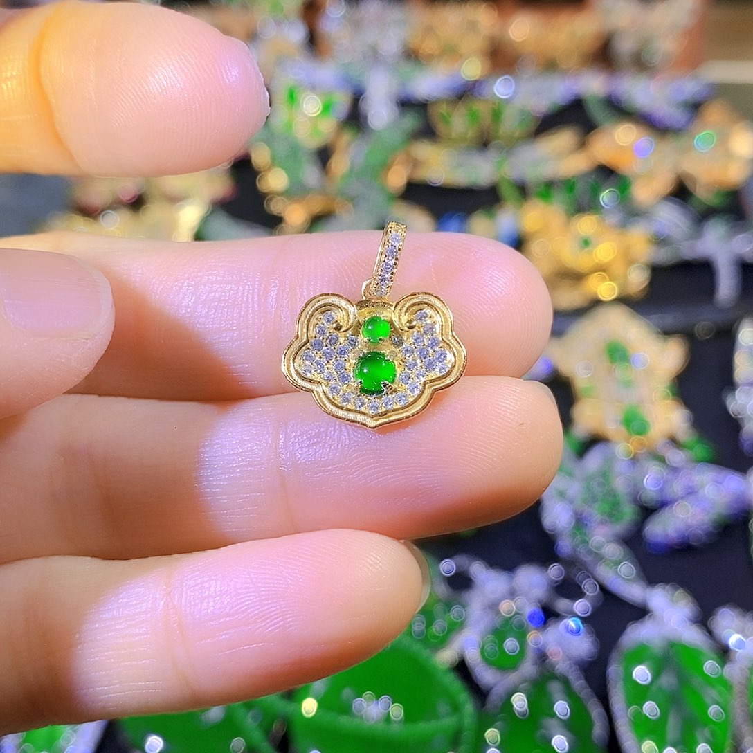 吊坠(不含链)银S925镶嵌翡翠