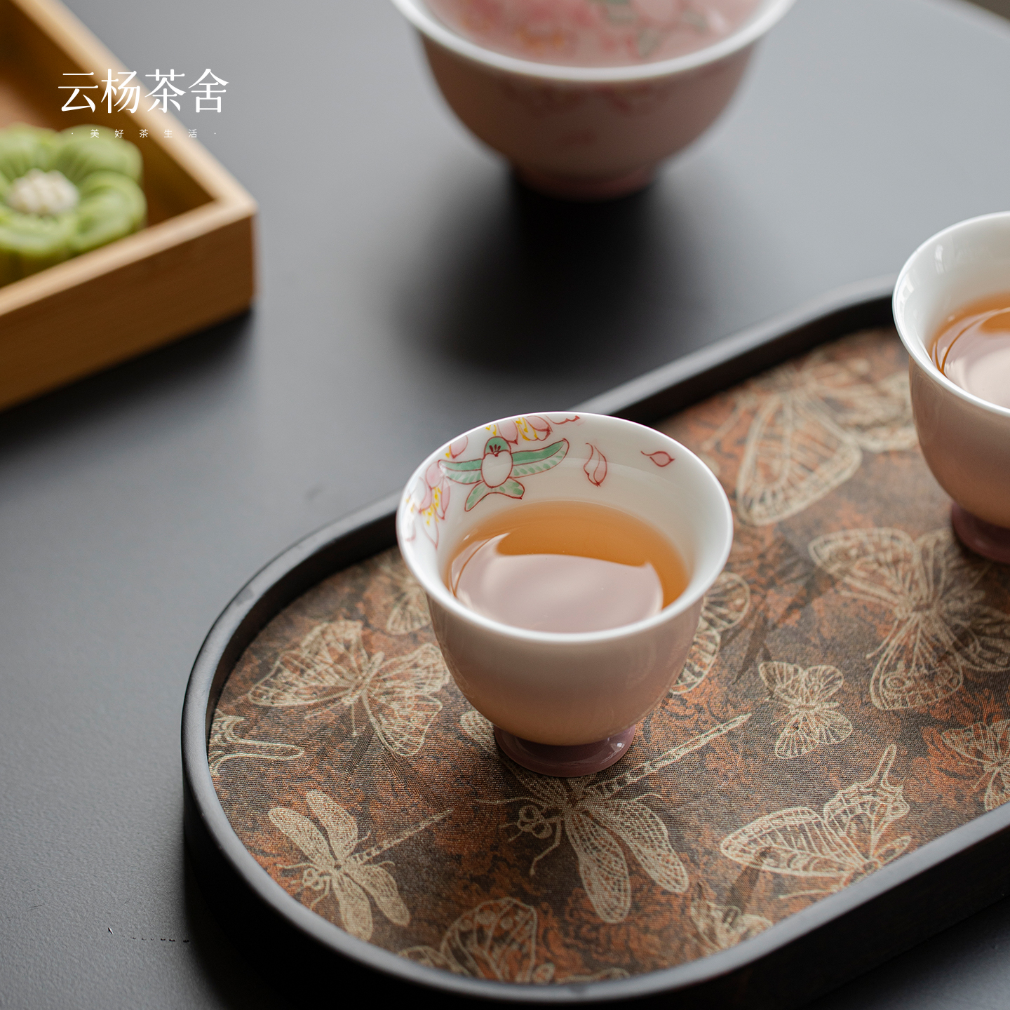 【文人手绘】设计款 筝筝日上品茗杯 高温釉下彩手绘容量约60cc左右