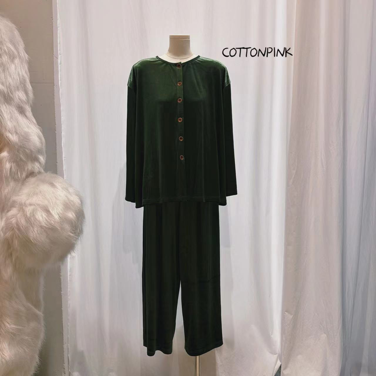COTTONPINK女装秋冬潮流时尚丝绒衣服女