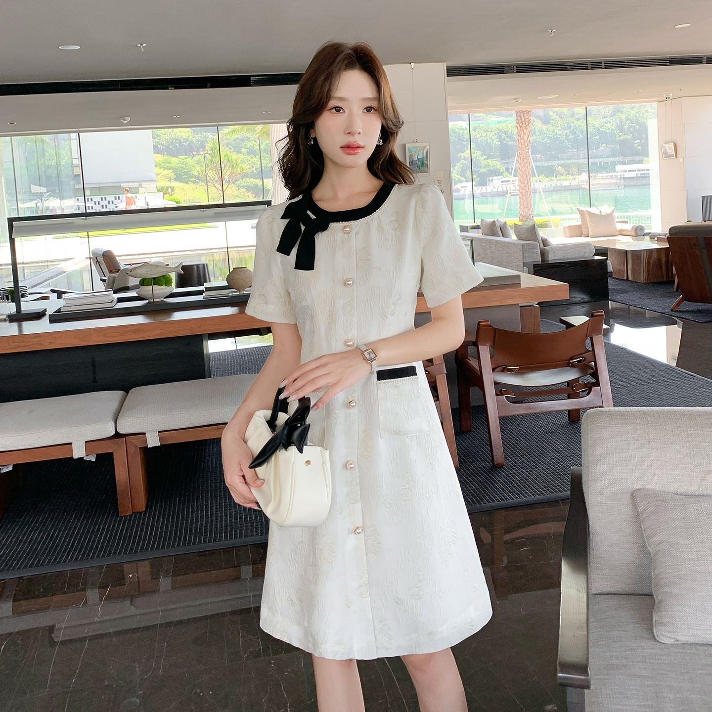 奢姿大码女装2025夏季蝴蝶结设计减龄提花裙子胖妹妹时尚连衣裙