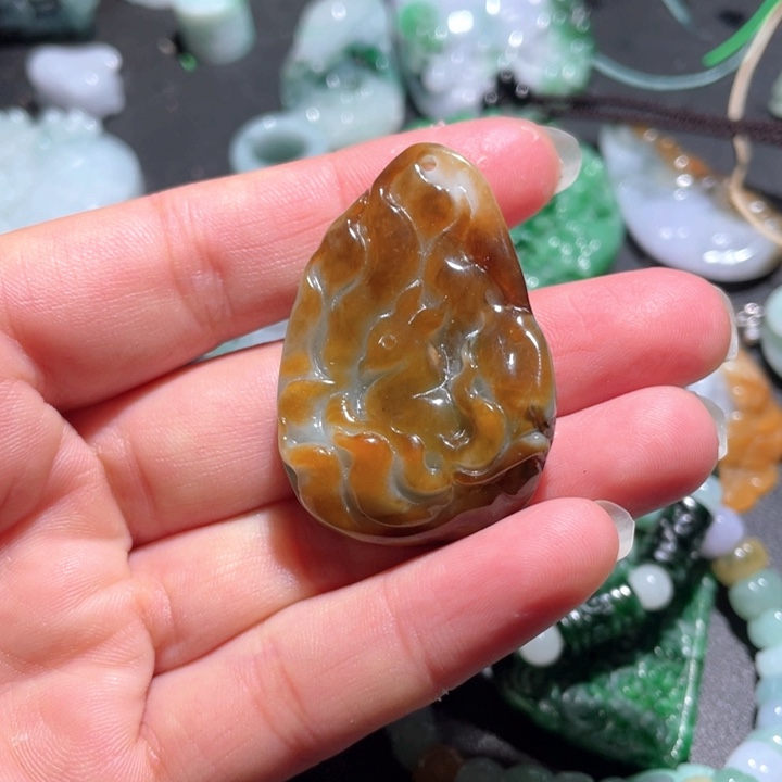 【闪购商品】翡翠颈饰未镶嵌天然翡翠