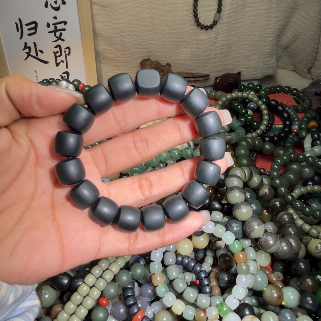 和田玉手链未镶嵌