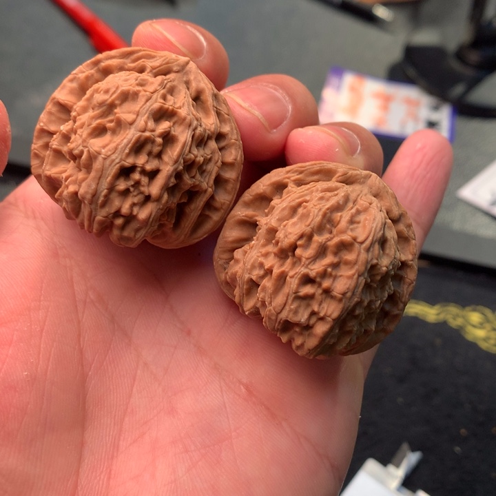 文玩核桃把件7号39全品正三角白