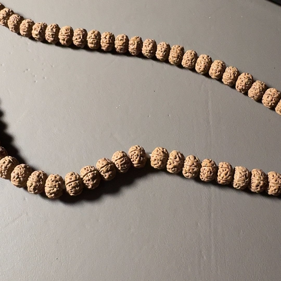 王****吊坠金刚菩提勿里达老树王108