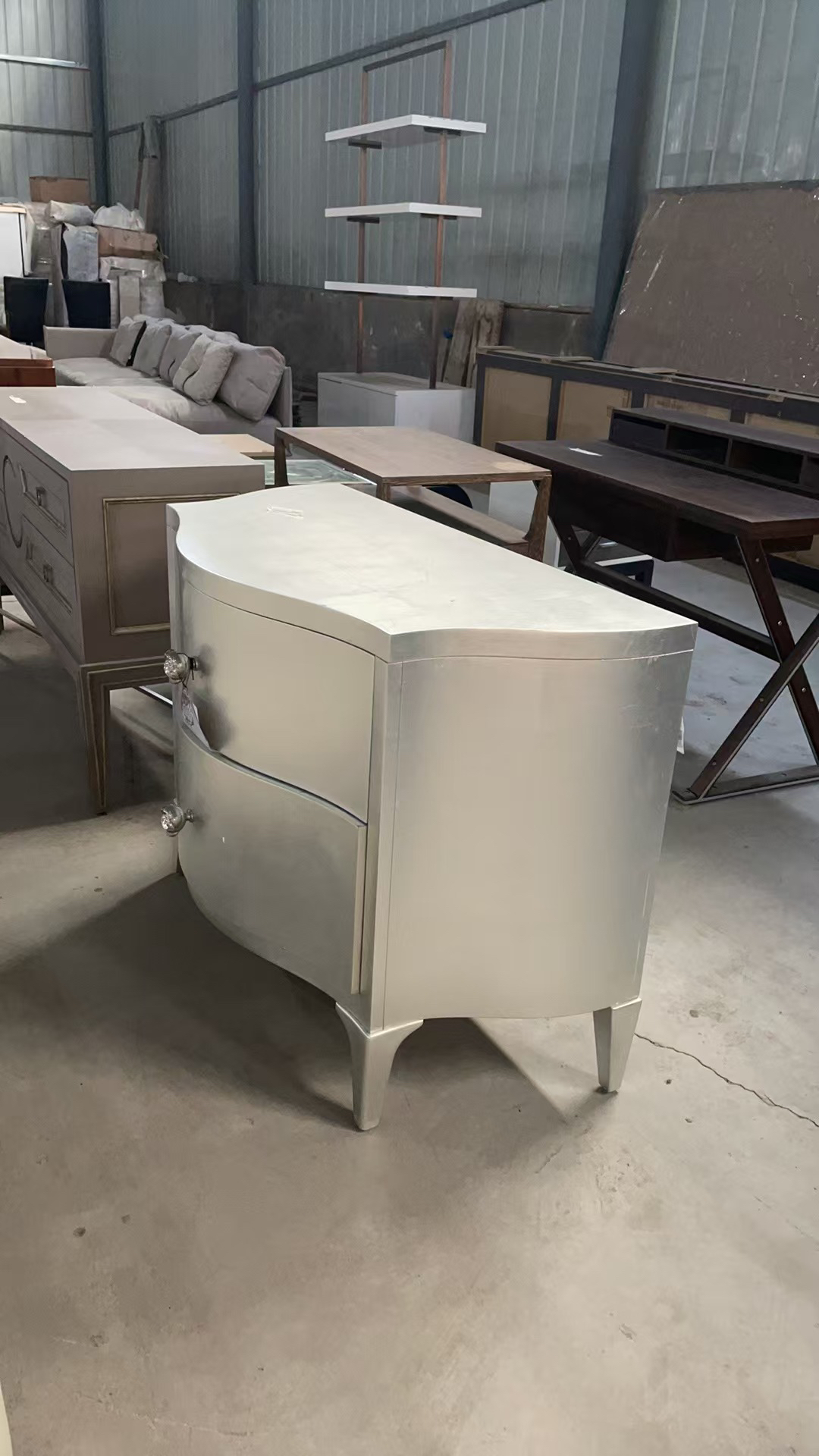 楷模进口系列银色床头柜