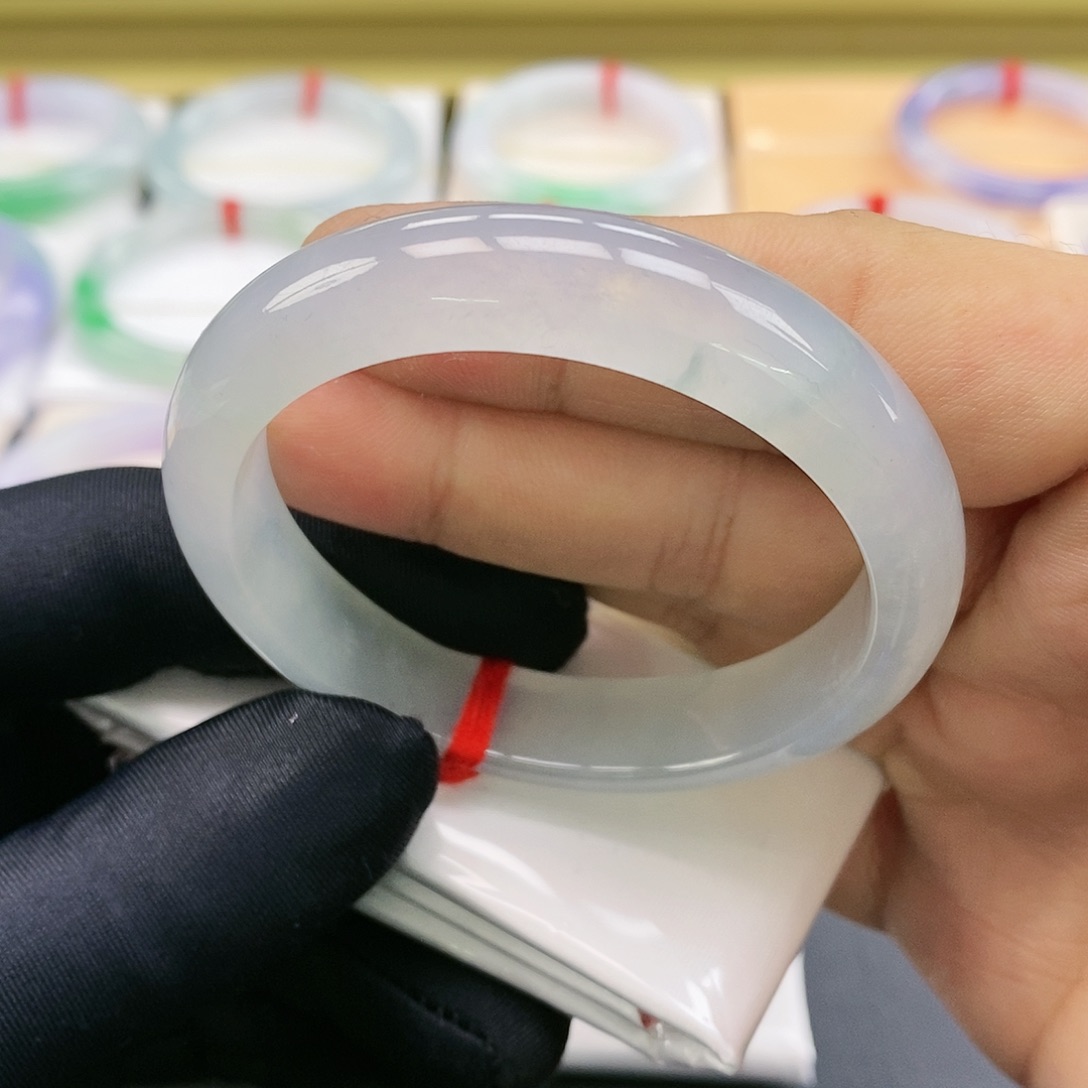 【闪购商品】未镶嵌手镯翡翠