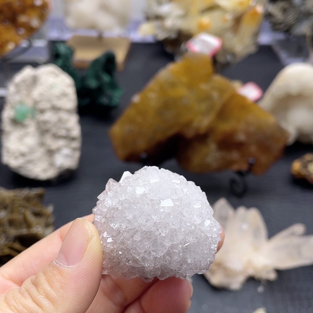 5坦桑石（处理）摆件