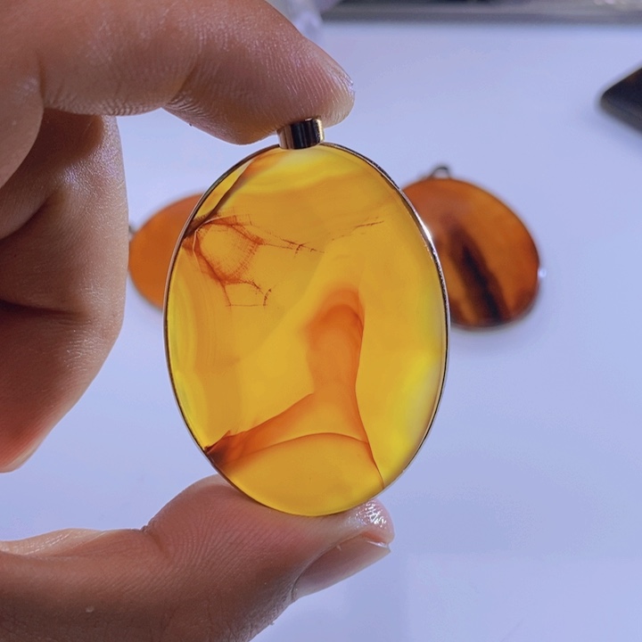 玛瑙/玉髓颈饰未镶嵌