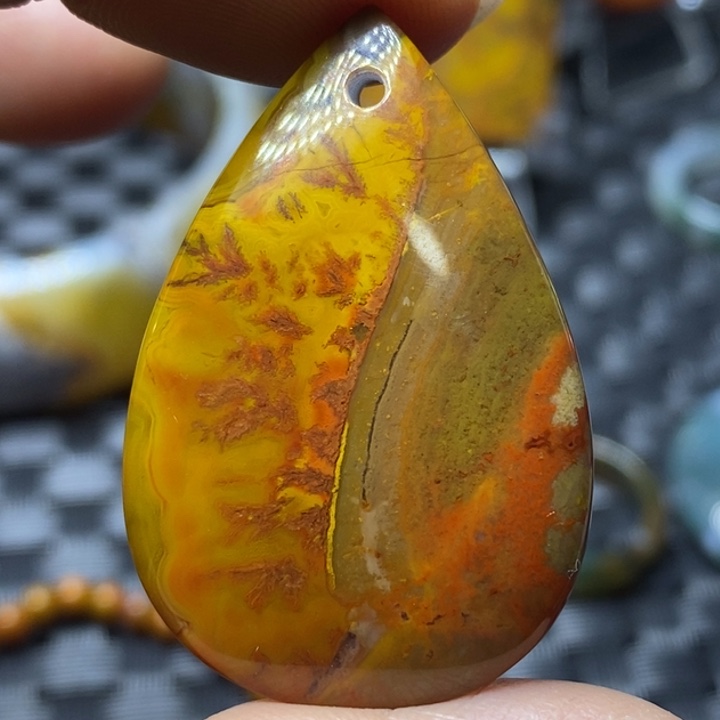 玛瑙/玉髓颈饰未镶嵌