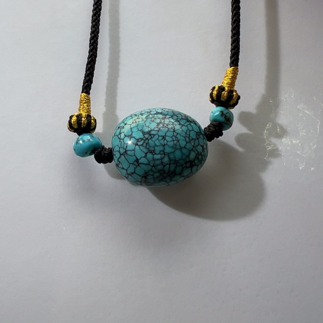 绿松石未镶嵌挂件