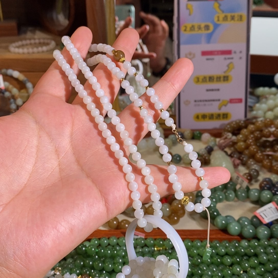 手链未镶嵌和田玉茜***嘻