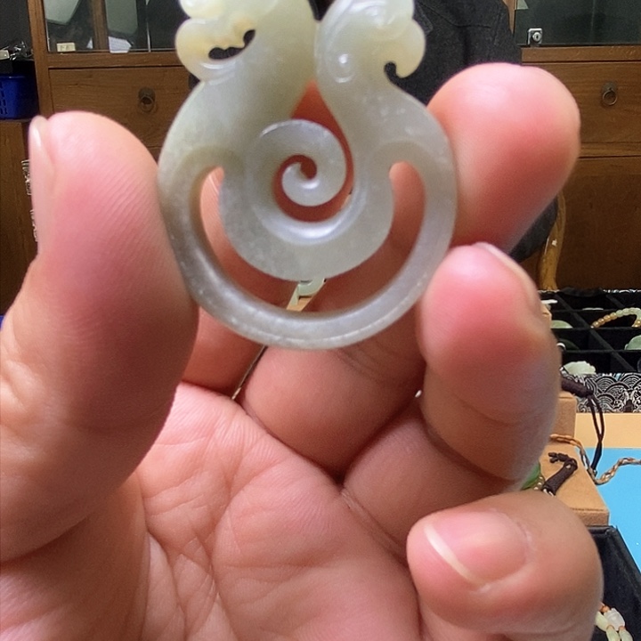 和田玉（糖玉）吊坠(赠链)未镶嵌