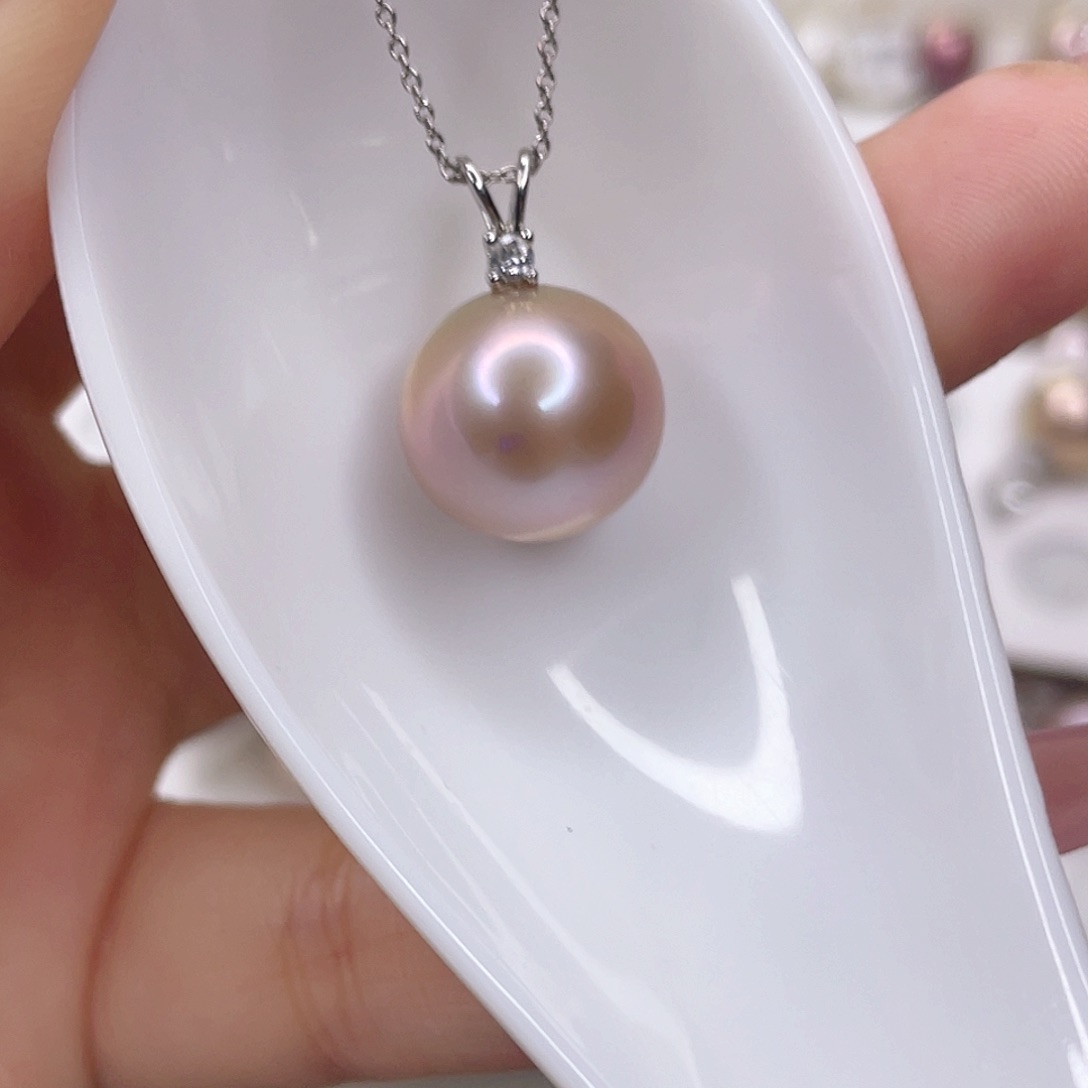 淡水珍珠未镶嵌吊坠(赠链)