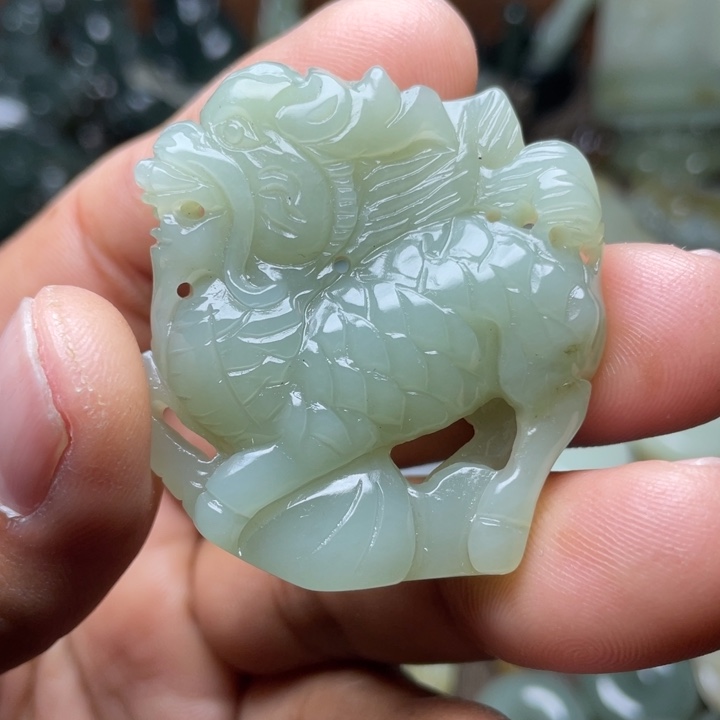 和田玉颈饰未镶嵌