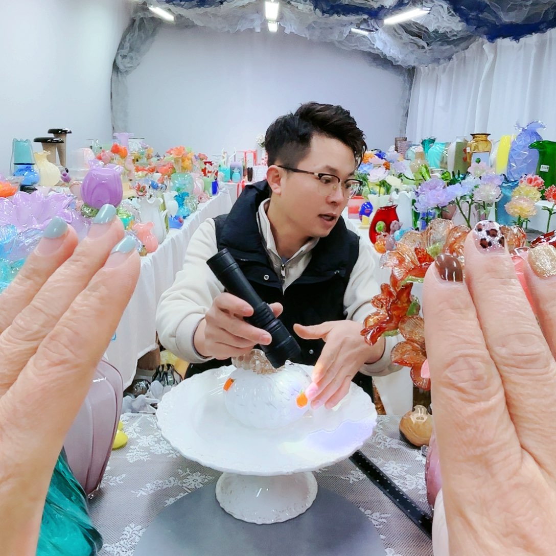 福利不退不换琉璃艺术品