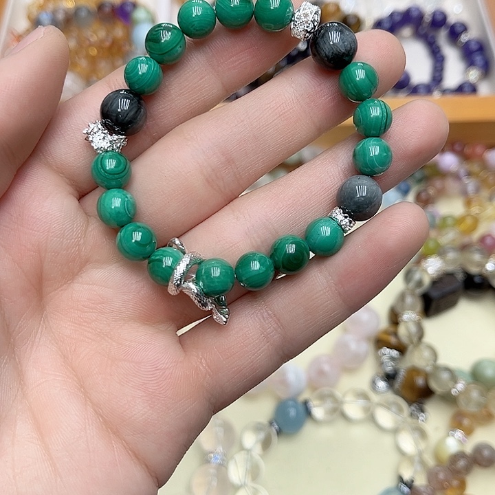 水晶手链未镶嵌孔雀石