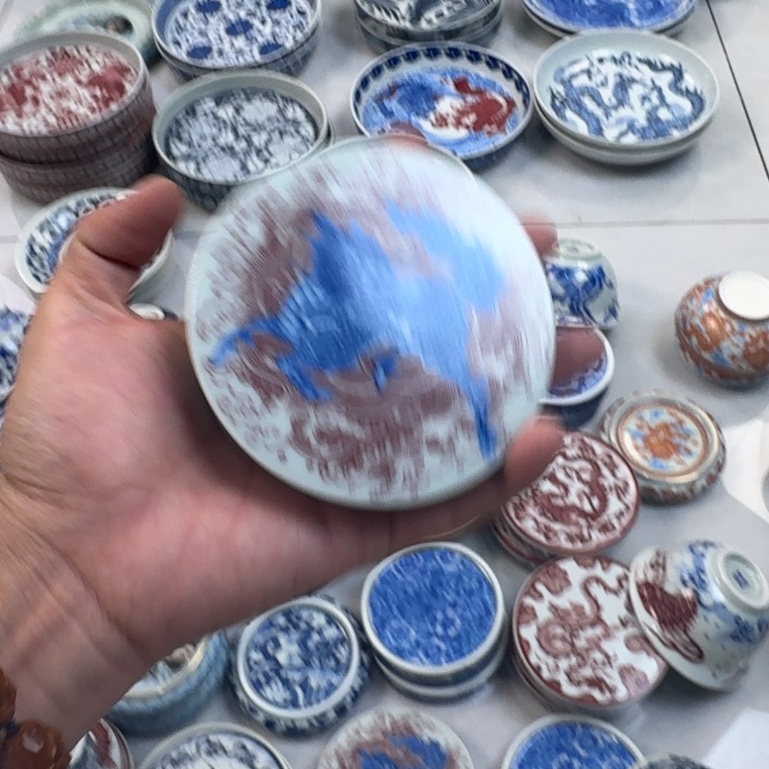 杯麒麟踏浪盖置景德镇