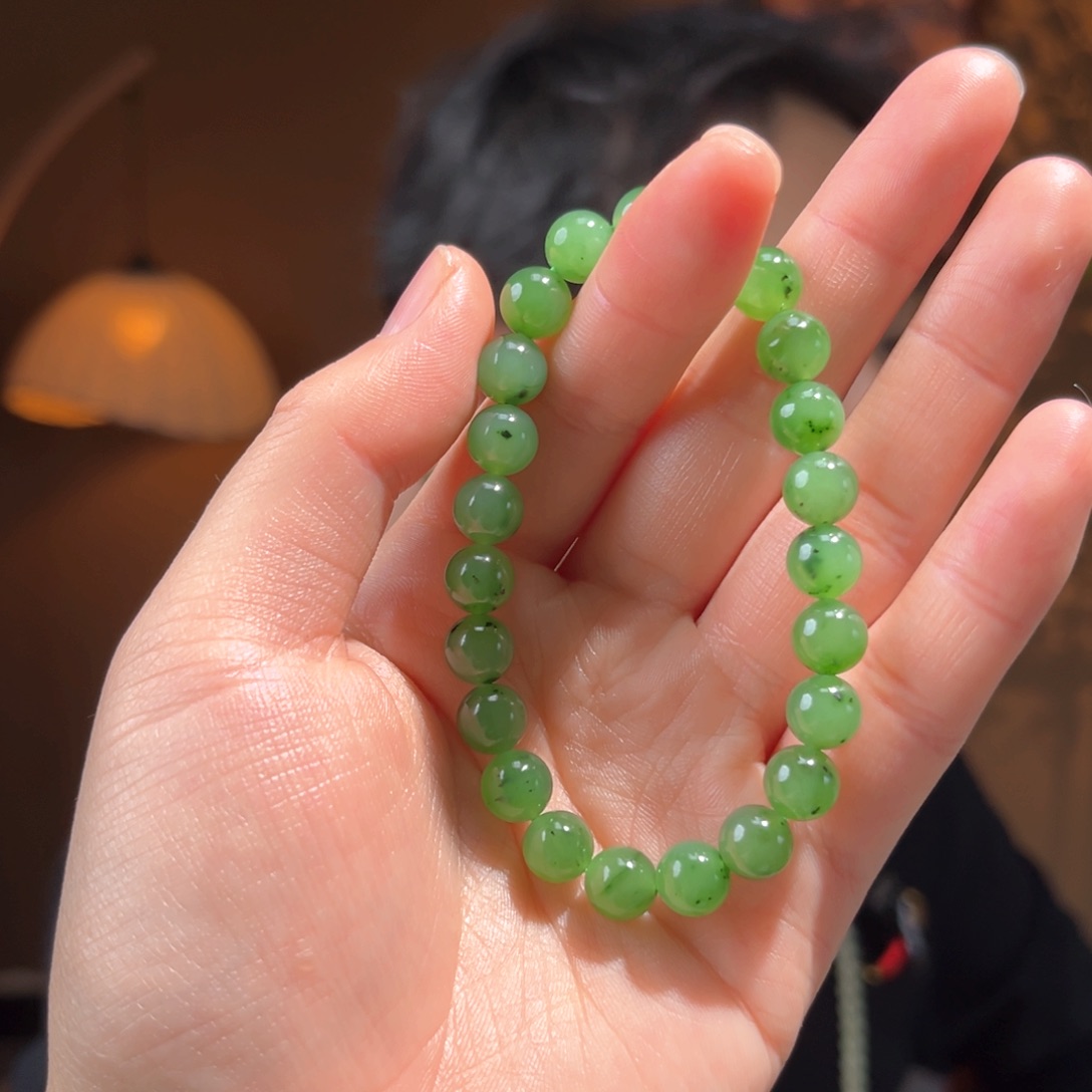 未镶嵌手串和田玉乌兰海浓苹果绿8mm350