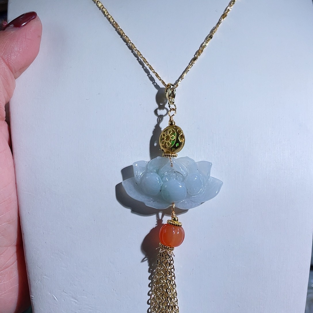 翡翠颈饰未镶嵌翡翠荷花链