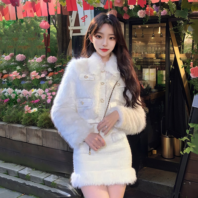 雪顶绒绒秋冬法式小香风名媛短裙甜美轻奢时尚气质长短款套装2025