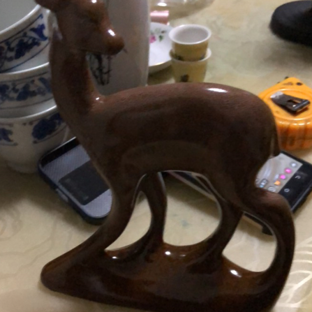 陶瓷小鹿摆件完好