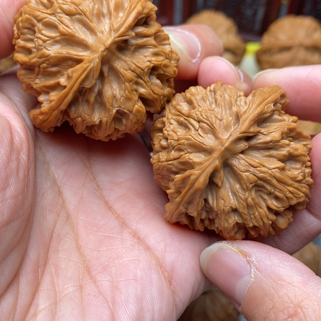 文玩核桃把件全品肉球苹果43尺