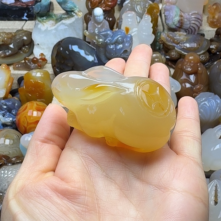 石英质玉未镶嵌饰品