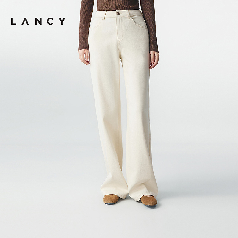 LANCY/朗姿2025年冬新款气质显瘦直筒阔腿棉感三醋酸白色牛仔裤女