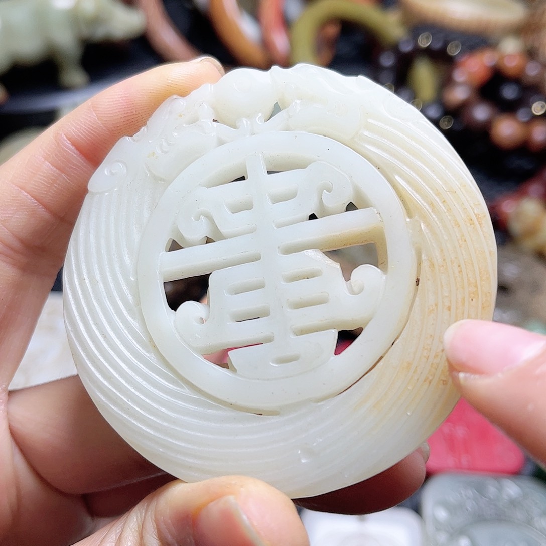 白玉菩提吊坠摆件