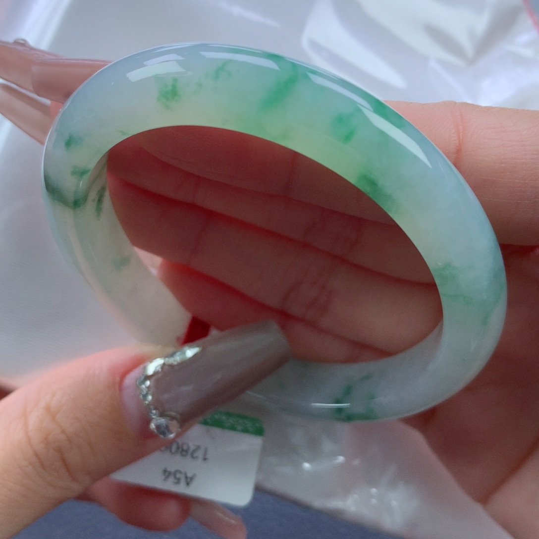 翡翠手镯未镶嵌55贵妃