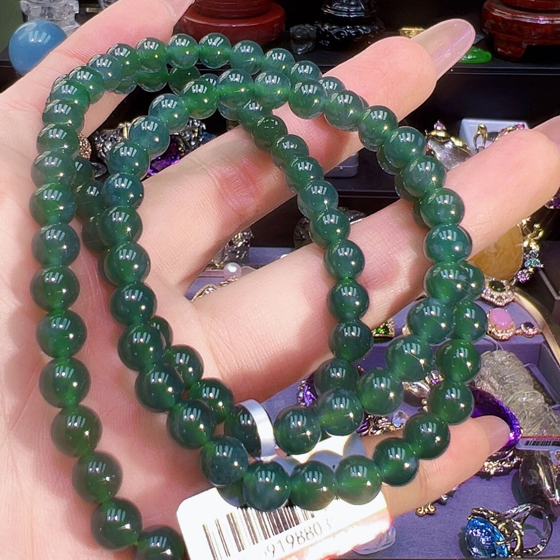 翡翠未镶嵌颈饰吊坠