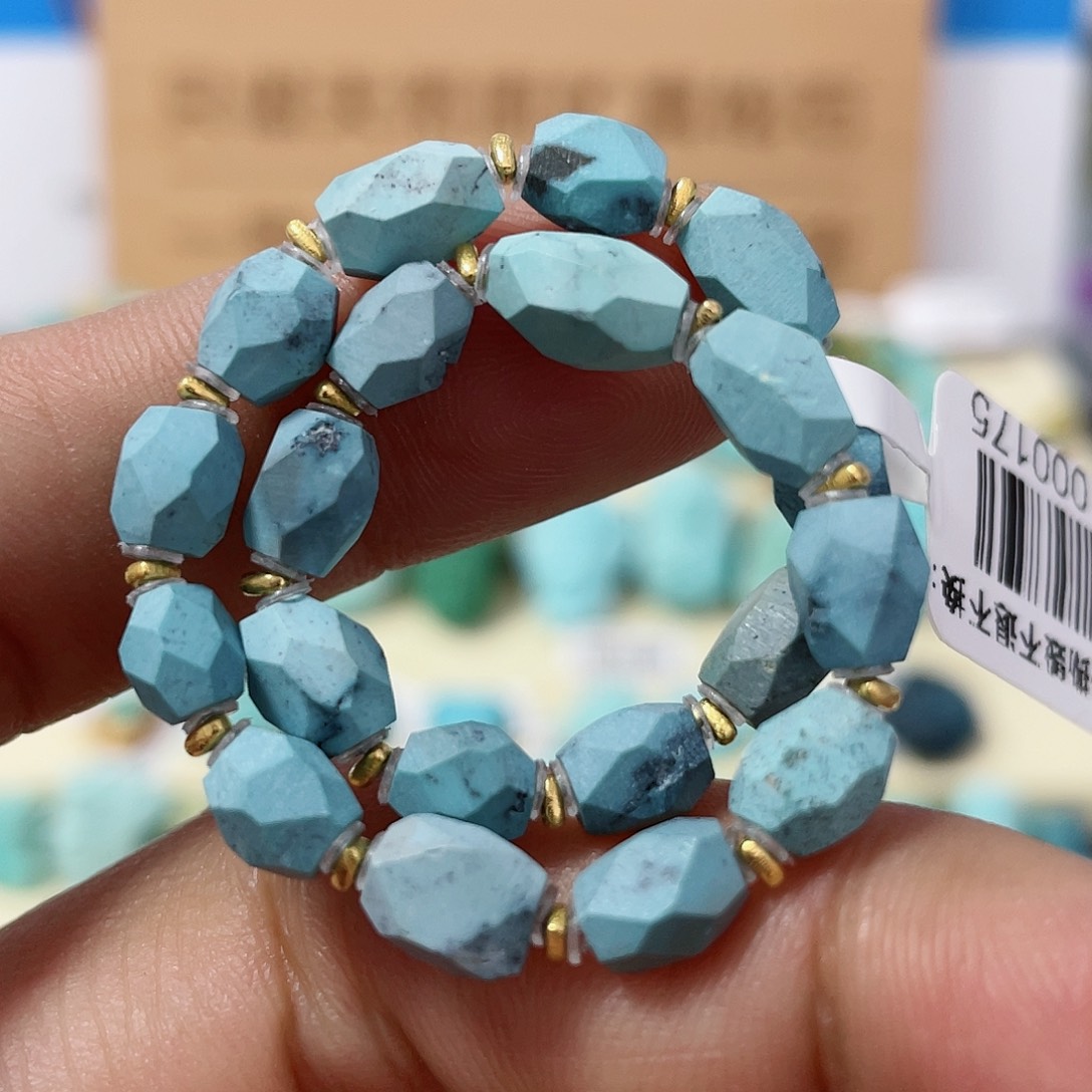 绿松石配饰18K金镶嵌