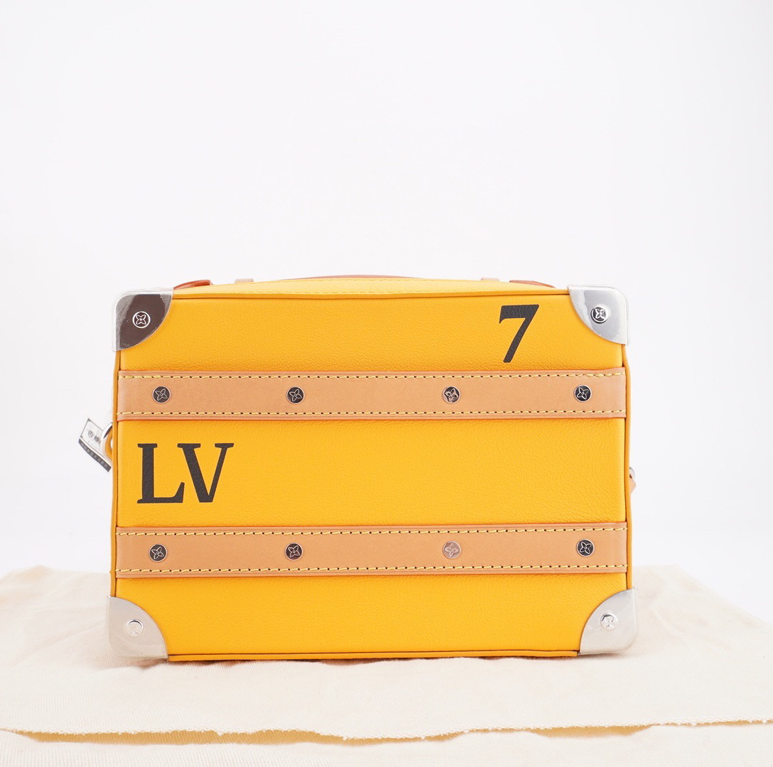 99新 LouisVuitton/路易威登 Handle soft trunk数字7斜挎包 F958