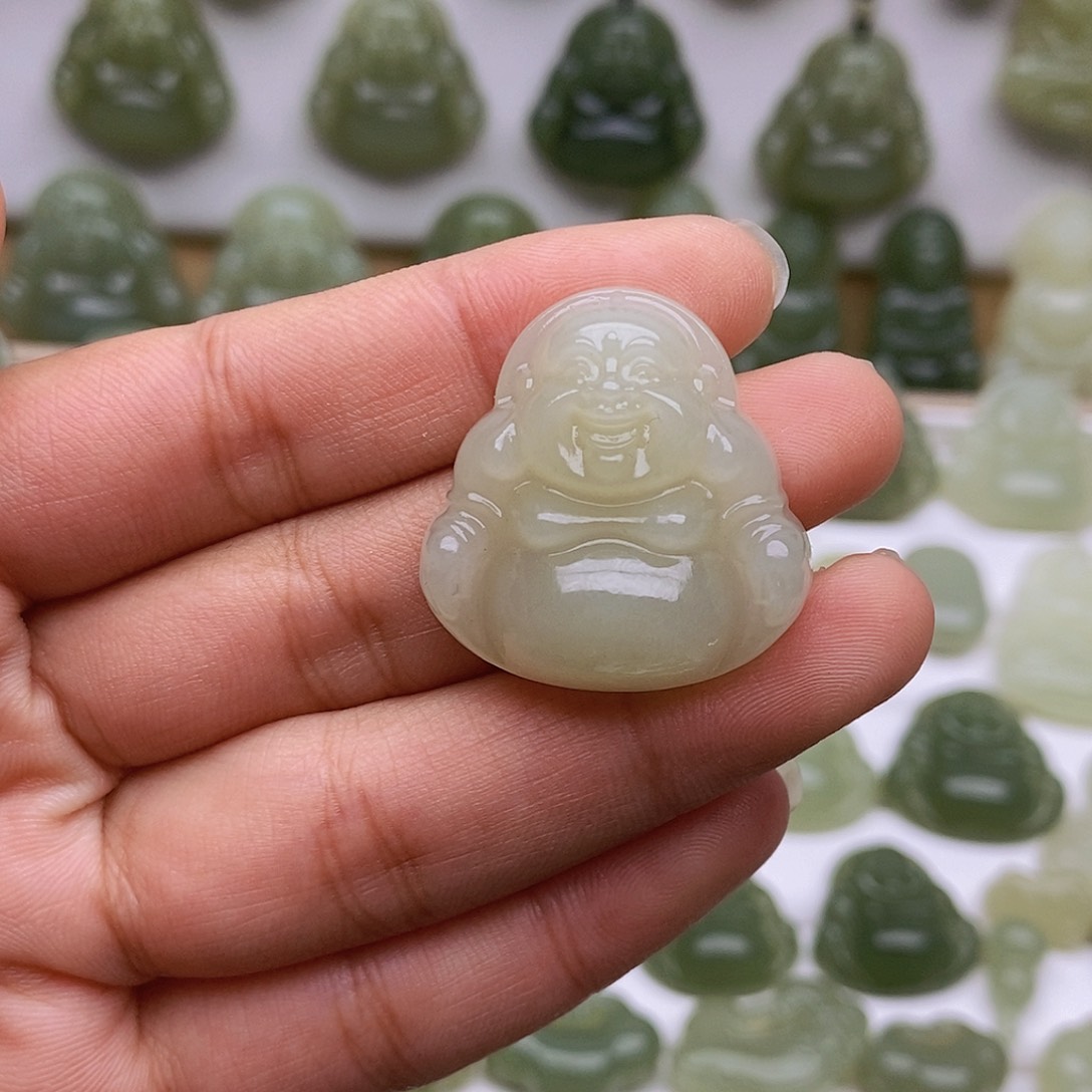 和田玉颈饰未镶嵌世*