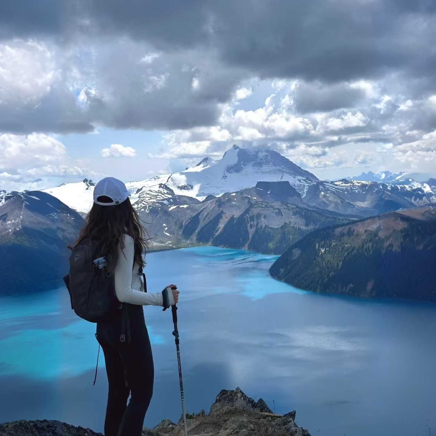 【领航户外】2025男士春季户外运动新款速干休闲百搭女款长袖上衣02